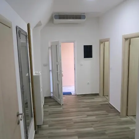 Fuer 8 Personen Ca 135 M Sup2 In Baska, Adriakueste Kroatien Kroatische Inseln Baška