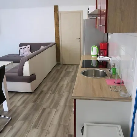 Fuer 8 Personen Ca 135 M Sup2 In Baska, Adriakueste Kroatien Kroatische Inseln Lägenhet *
