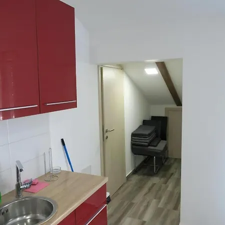 Apartment Fuer 8 Personen Ca, 135 M Sup2 In Baska, Adriakueste Kroatien Kroatische Inseln *